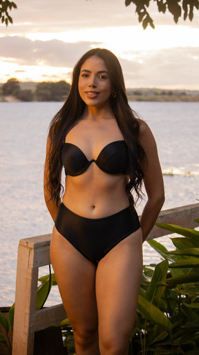 Biquíni Mirage Hot Pants com Sustentação em V